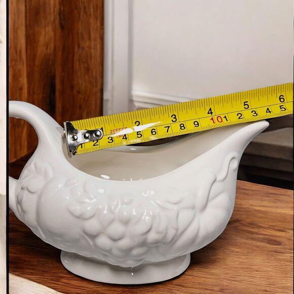 Tabletops Unlimited Nature China Sauce Gravy Boat Embossed Fruit White - Picture 5 of 12